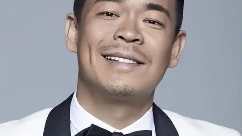 孙浩机场喊王丽坤“小白鞋”，网友直呼谍战剧回忆杀